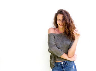 genç kadın gülüyor