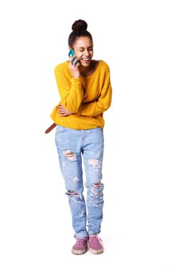 neşeli genç kadın 