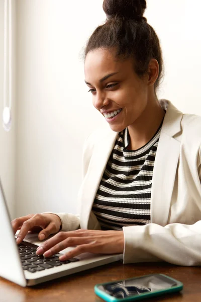 Business casual woman — Stock Photo, Image