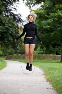 Karşılıklı eğitimlerde kadın runner