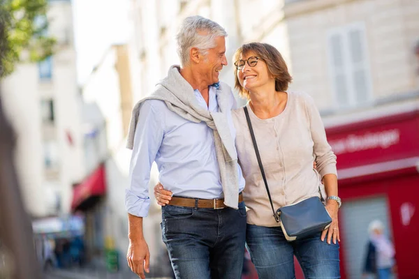 Portrait Happy Older Couple Walking Street Looking Each Other — Stock Photo, Image