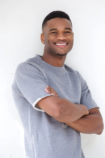 Bonito homem afro-americano sorrindo — Fotografia de Stock
