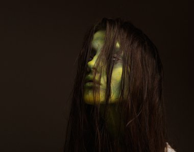 zombi yüz 