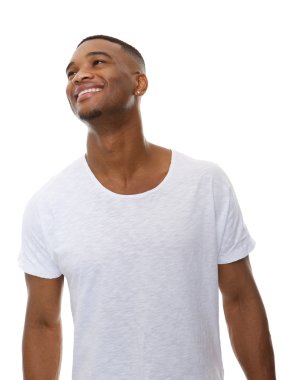 neşeli genç adam izole beyaz arka plan üzerinde gülümseyen