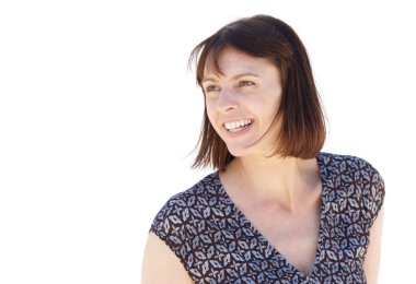 gülümseyen orta yaşlı beyaz zemin üzerine izole kadın