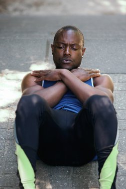 Mide crunch egzersiz egzersiz