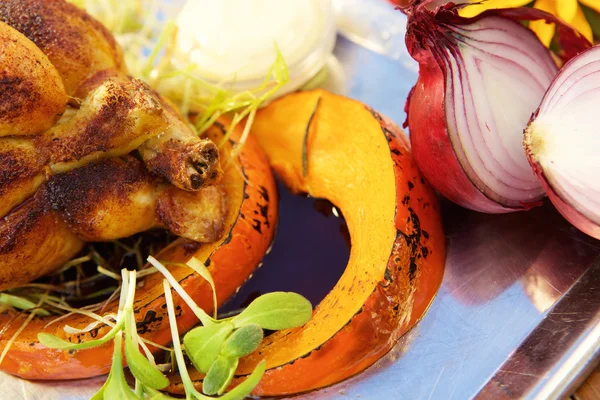 Roasted chicken and pumpkin — Stock Image Roasted chicken and pumpkin Stock Photo