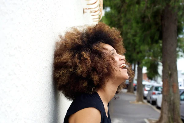 Jovem afro-americana — Fotografia de Stock