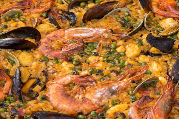 tipik İspanyol paella