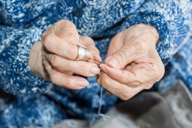 Ayrıntı üst düzey dikiş