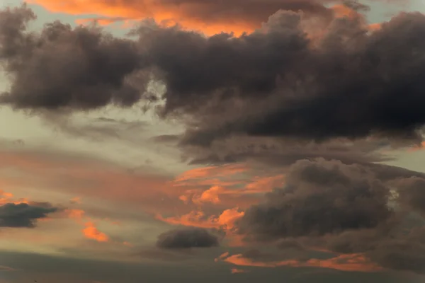 Himmel bei Sonnenuntergang — Stockfoto