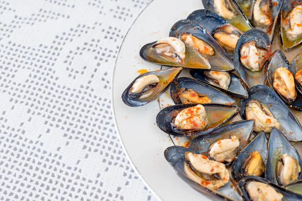 Plato de mejillones al vapor —  Fotos de Stock