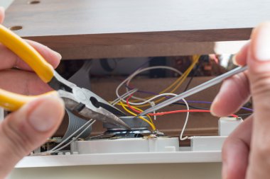 Saatli Radyo onarımı