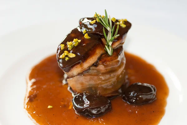 Foie kolem steak — Stock fotografie