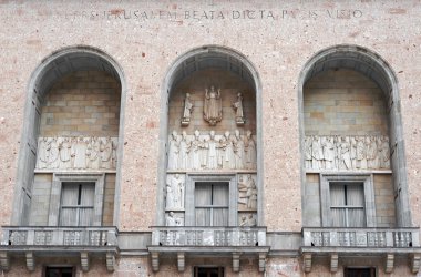 Santa Maria de Montserrat Manastırı