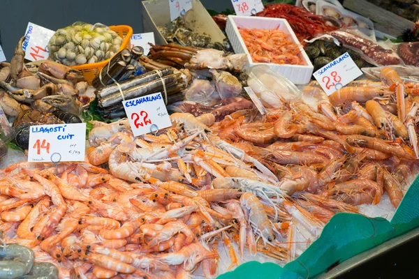 Fish and seafood store — Stock Photo, Image