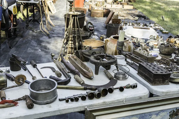 Mercado de antigüedades — Foto de Stock