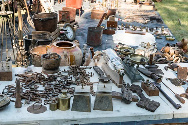 Mercado de antigüedades — Foto de Stock