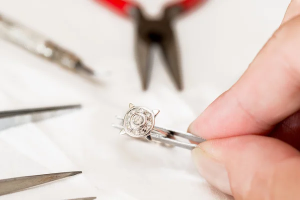 Jewelry Repair — Stock Photo, Image