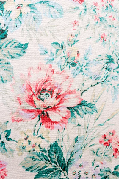 Fleurs en tissu à motifs — Photo