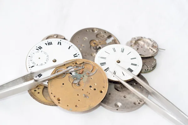 Reparation and restoration of watches — Stock Photo, Image