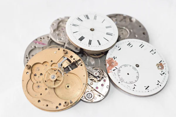 Ремонт і реставрація годинників — стокове фото