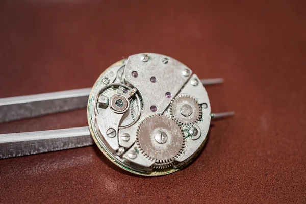 Reparatie en restauratie van horloges — Stockfoto