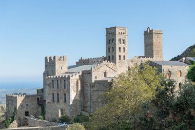 Port De La Selva (İspanya) - manastır Sant Pere De