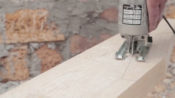 Proces van hout zagen. — Stockvideo