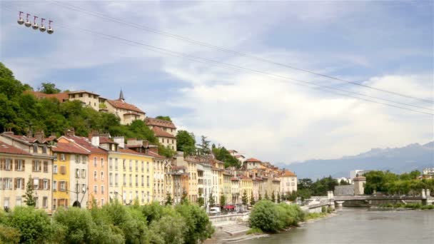 Seilbahn in Grenoble. — Stockvideo