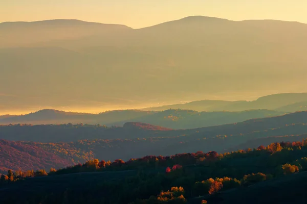 Misty Sunrise Mountains Wonderful Autumn Weather Beautiful Nature Scenery Observed — Stock Photo, Image