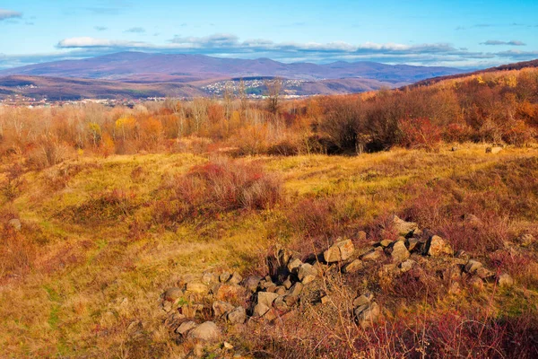 Rural Valley Morning Beautiful Autumn Scenery Mountains Town Distant Valley — Stock Photo, Image