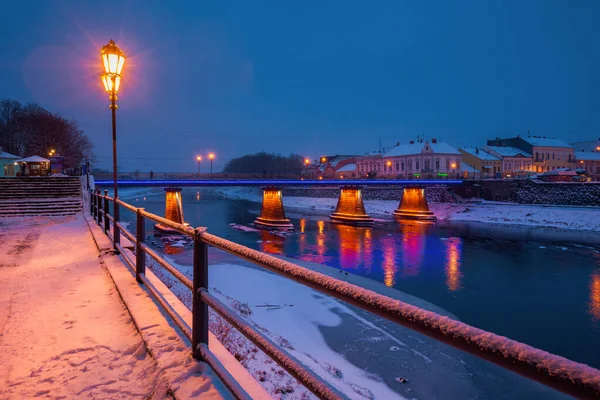 Uzhhorod Ukraine Dez 2016 Altstadt Heiligabend Wunderschönes Stadtbild Fluss Schnee — Stockfoto