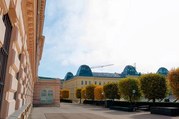 Vídeň Rakousko Zzú 2019 Terasa Zadní Straně Budovy Muzea Albertina — Stock fotografie