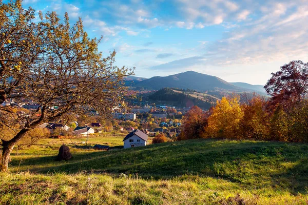 Paisagem Rural Dos Cárpatos Outono Aldeia Vale Montanha Paisagem Rural — Fotografia de Stock