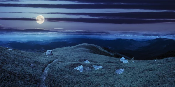 Path among stones on mountain top at night — Stock Photo, Image