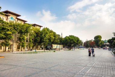 Sultanahmet Meydanı popüler turist alan