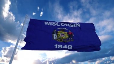 Rüzgarda dalgalanan bayrak direğinde Wisconsin bayrağı, mavi gökyüzü arka planı. 4K