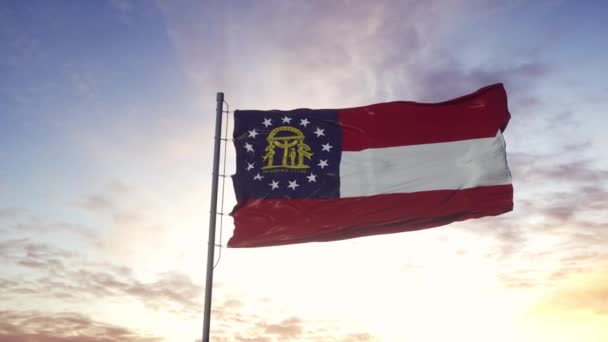 Bandera del Estado de Georgia ondeando en el viento. Fondo dramático del cielo. 4K — Vídeo de stock