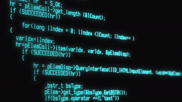 Código de programación que corre sobre el terminal de pantalla del ordenador, concepto de piratería — Vídeo de stock