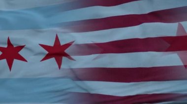 ABD ve Chicago karışık bayrağı rüzgarda dalgalanıyor. Bayrak direğinde Chicago ve ABD bayrağı