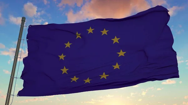 Bayrak Direğinde Avrupa Birliği Bayrağı Avrupa Birliği Bayrağı Rüzgarda Dalgalanıyor — Stok fotoğraf