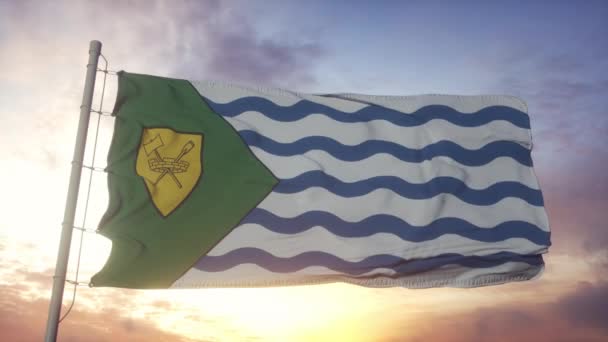 Флаг Ванкувера, развевающийся на фоне ветра, неба и солнца — стоковое видео