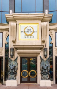 Sezar'ın Sarayı'nda Forum mağaza