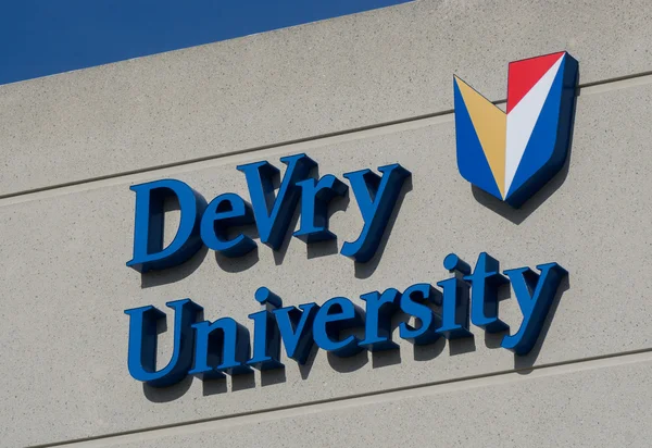 Логотип и эмблема университета ДеВри — стоковое фото