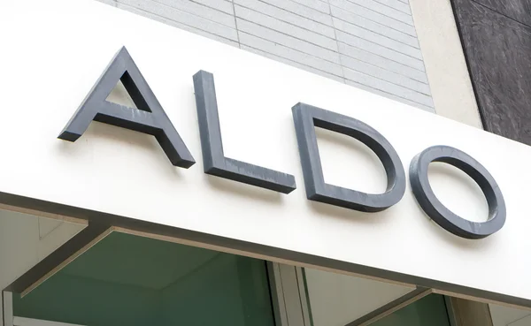 Aldo maloobchodě exteriér a Logo — Stock fotografie