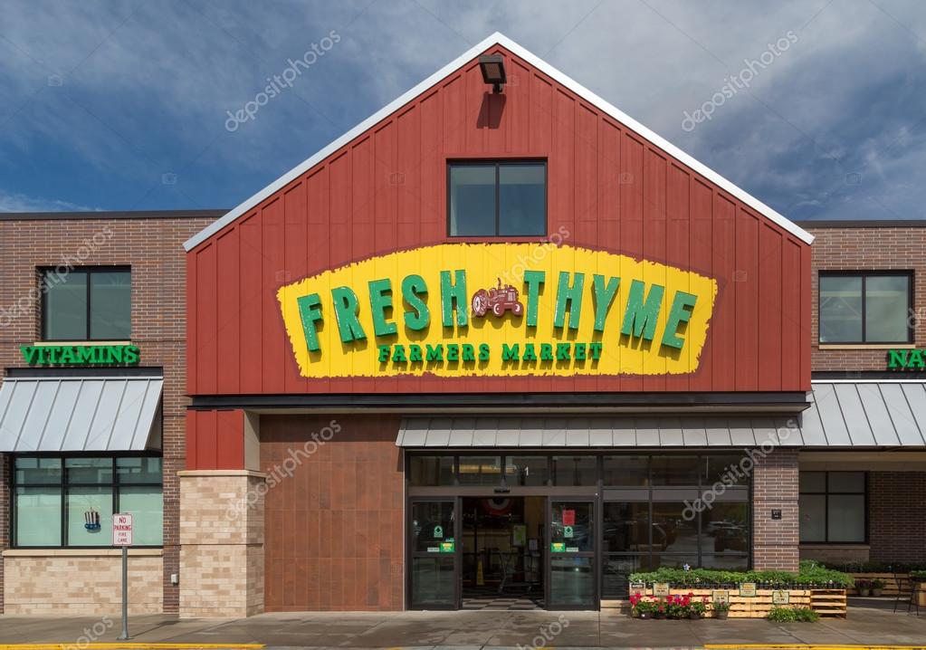 Fresh Thyme Farmers Market Exterior and Logo Stock Editorial Photo