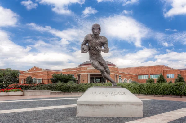 Escultura Doak Walker en el Campus de Southern Methodist Univer — Foto de Stock