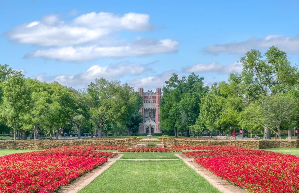 Centrale gronden en tuinen van de Universiteit van Oklahoma — Stockfoto