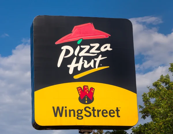 Pizzahütte Restaurant Schild und Logo. — Stockfoto